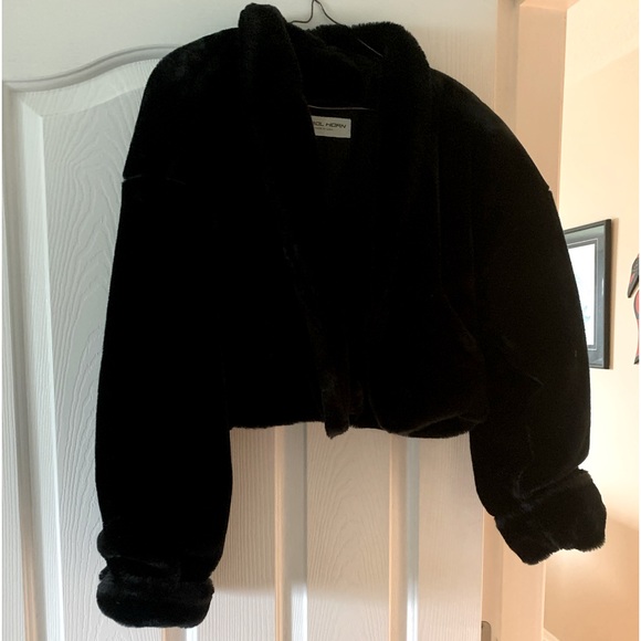 Vintage Carol Horn, faux fur jacket.        🌟FREE SHIPPING!!!🌟 - Picture 5 of 7